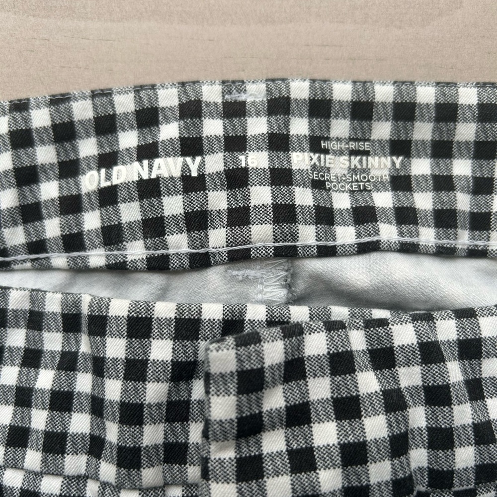 Old Navy Gingham Pixie Pants